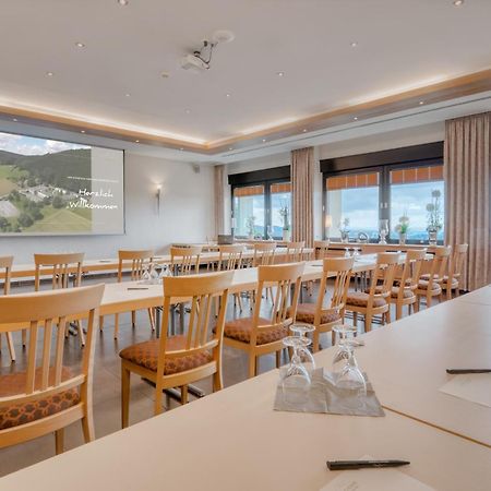 Hotel Wiehen-Therme Hullhorst エクステリア 写真