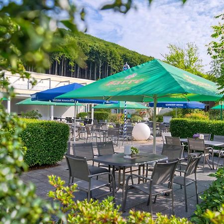 Hotel Wiehen-Therme Hullhorst エクステリア 写真