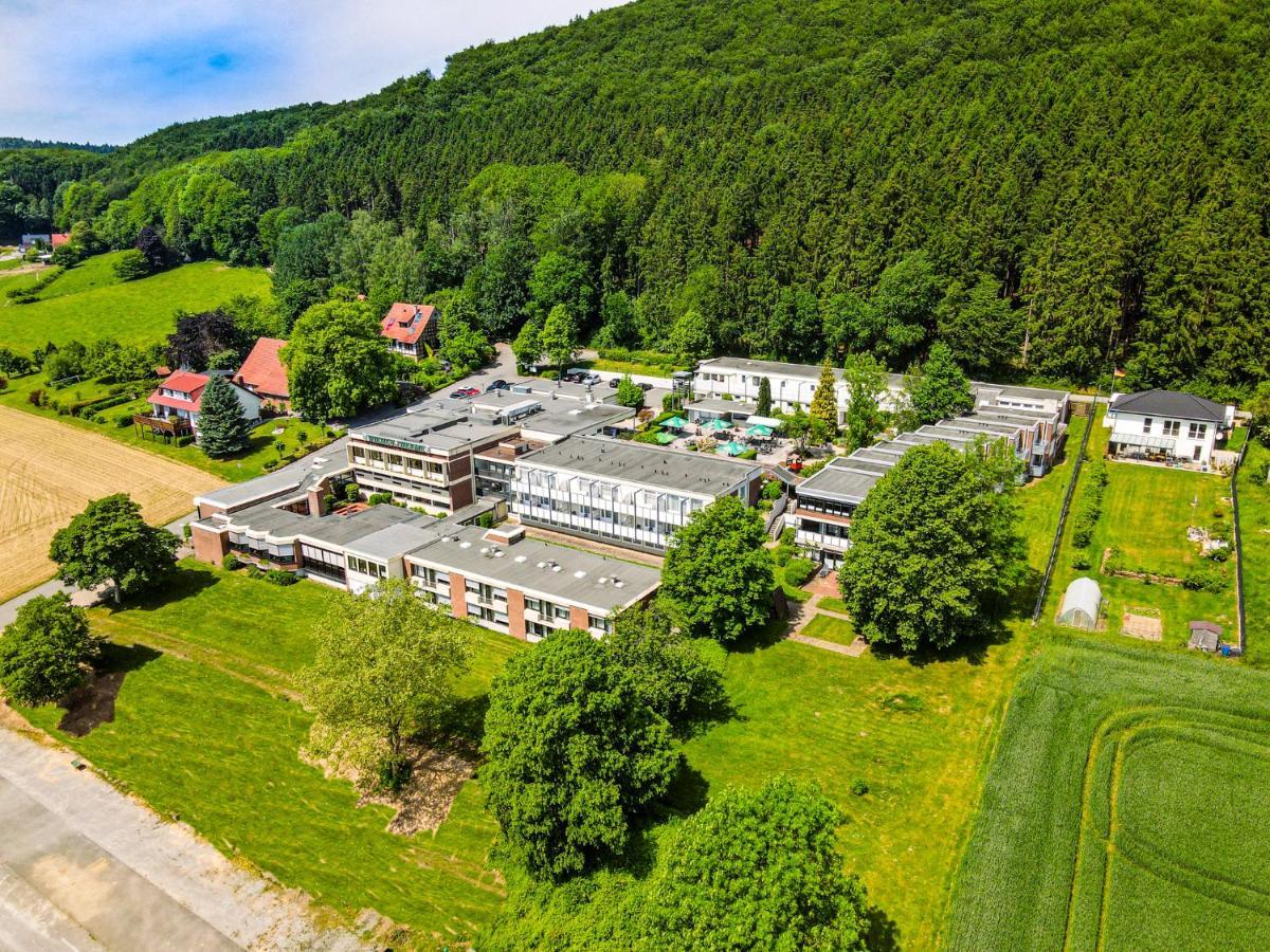 Hotel Wiehen-Therme Hullhorst エクステリア 写真