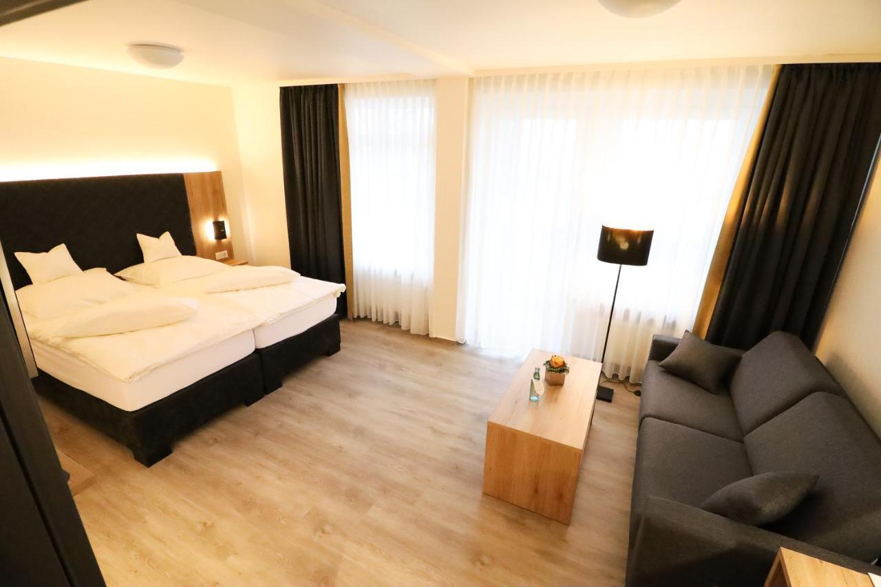Hotel Wiehen-Therme Hullhorst エクステリア 写真