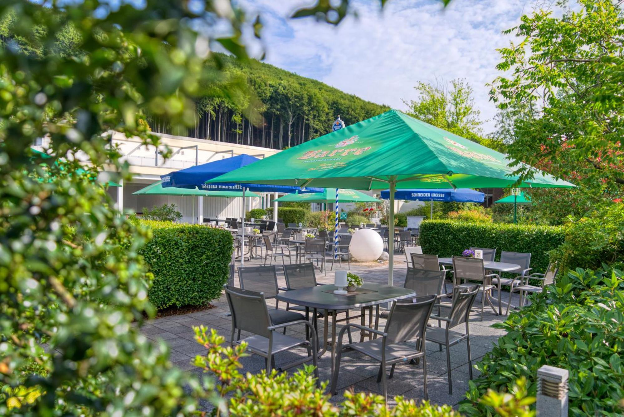 Hotel Wiehen-Therme Hullhorst エクステリア 写真