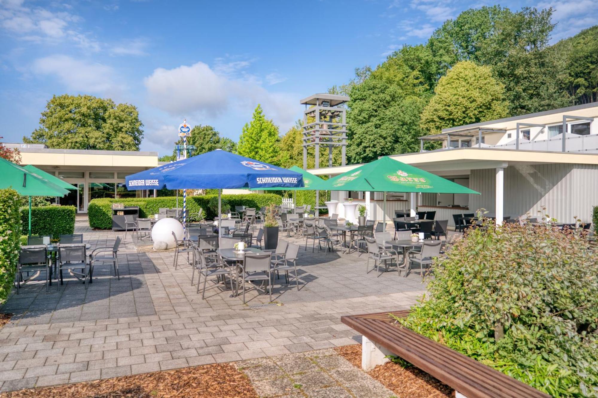 Hotel Wiehen-Therme Hullhorst エクステリア 写真