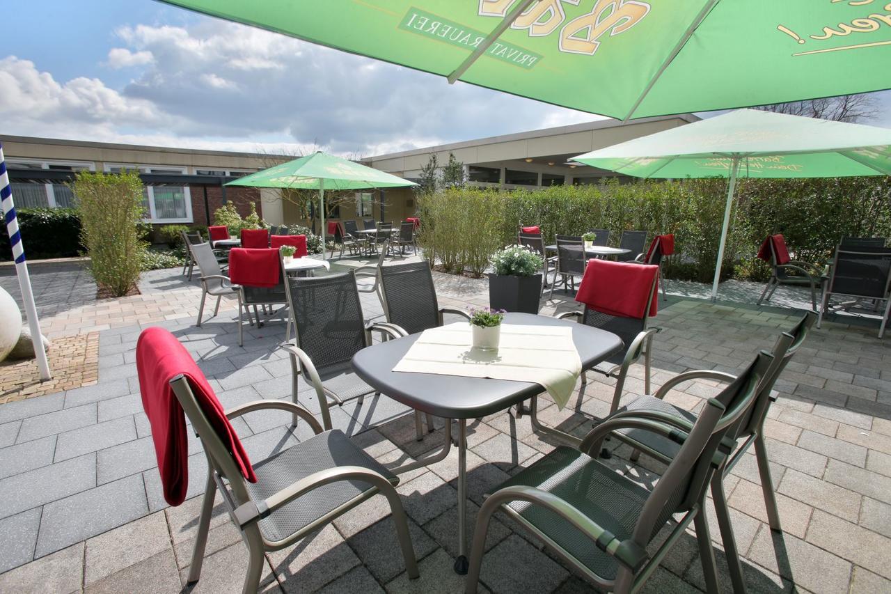 Hotel Wiehen-Therme Hullhorst エクステリア 写真