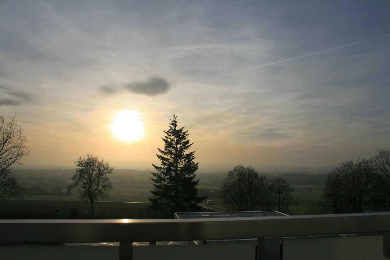 Hotel Wiehen-Therme Hullhorst エクステリア 写真