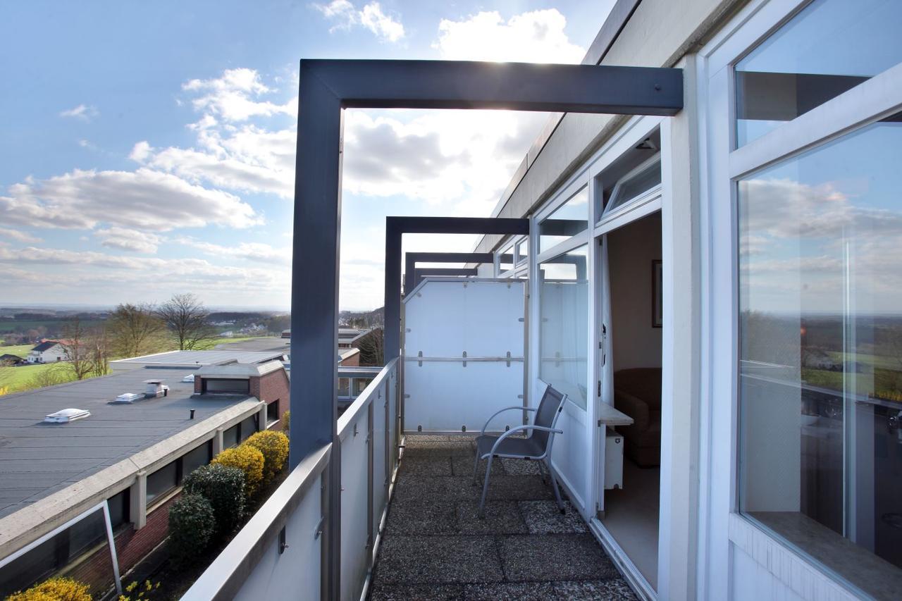 Hotel Wiehen-Therme Hullhorst エクステリア 写真