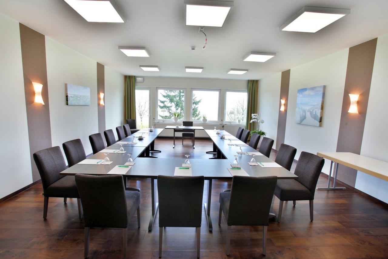 Hotel Wiehen-Therme Hullhorst エクステリア 写真